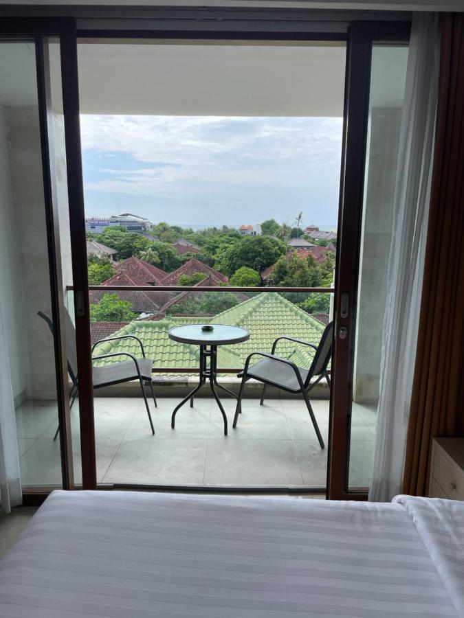 Stylish 2 Bedroom Penthouse Apt, Newly Refreshed, 50 Mbps, Pool, Gym, Resto Kuta Lombok Extérieur photo